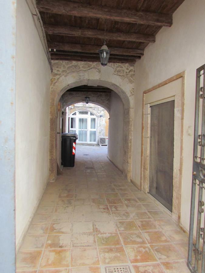 Casa Via Del Crocifisso Apartment Сиракуза Екстериор снимка