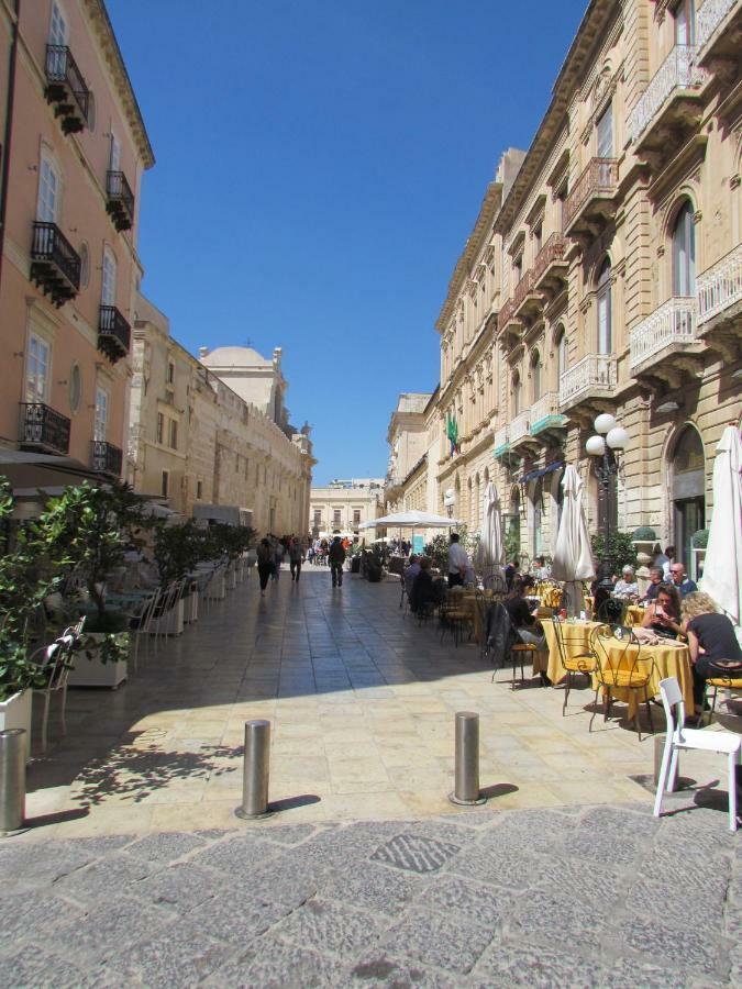 Casa Via Del Crocifisso Apartment Сиракуза Екстериор снимка